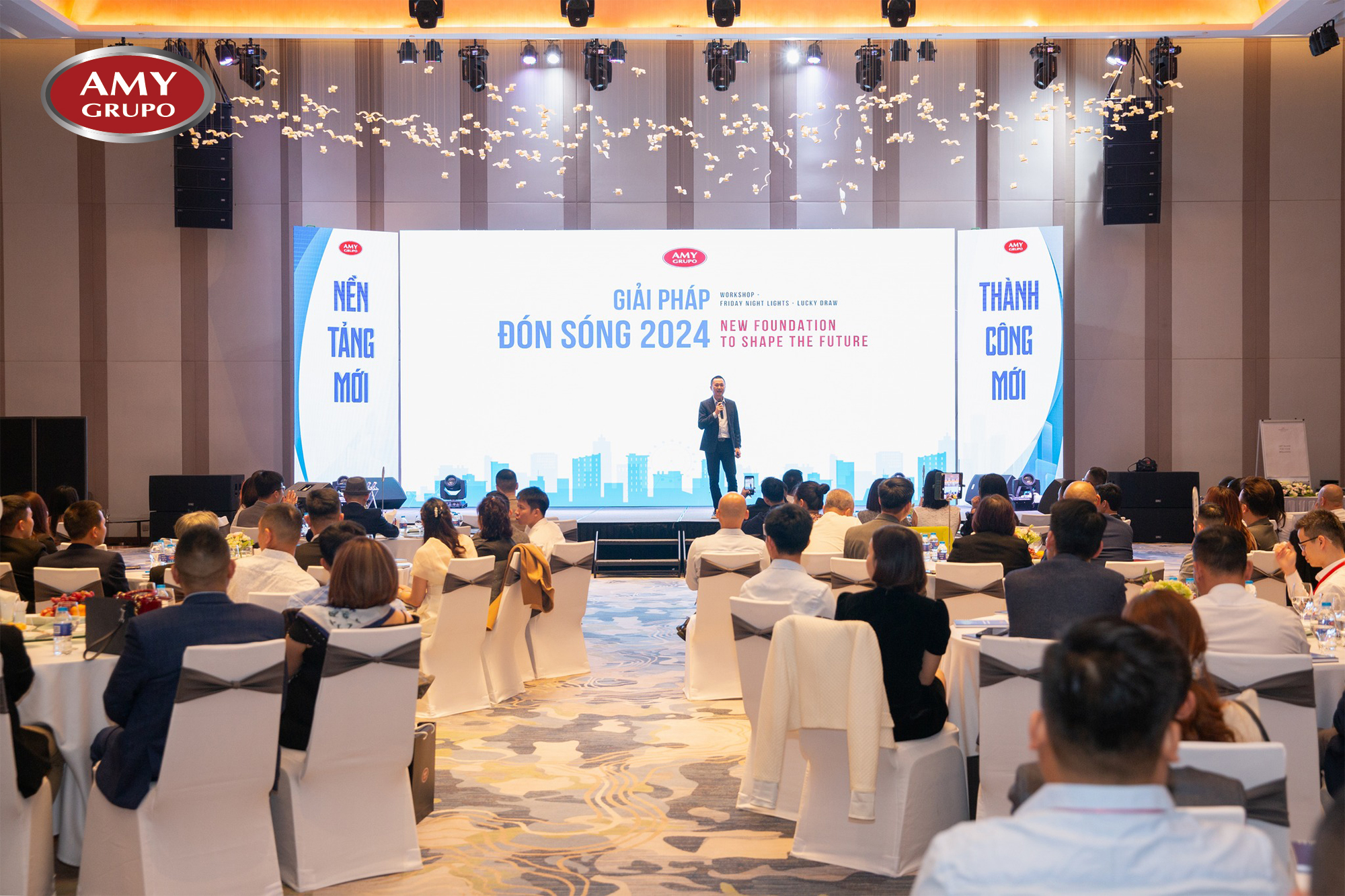 Tọa đàm giải pháp đón sóng 2024